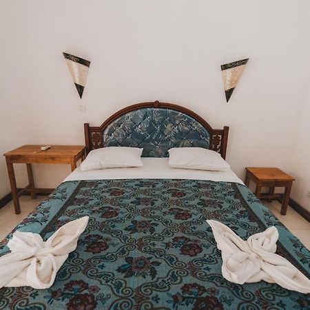 Mong Bungalows Kuta  Εξωτερικό φωτογραφία