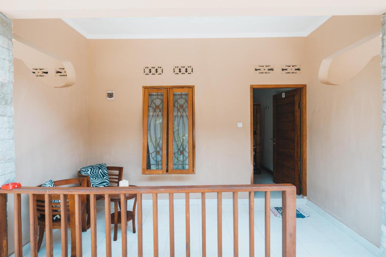 Mong Bungalows Kuta  Εξωτερικό φωτογραφία