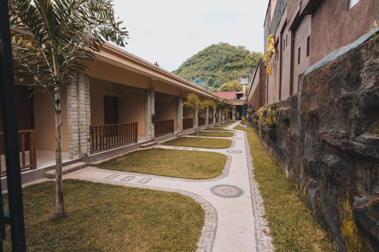 Mong Bungalows Kuta  Εξωτερικό φωτογραφία