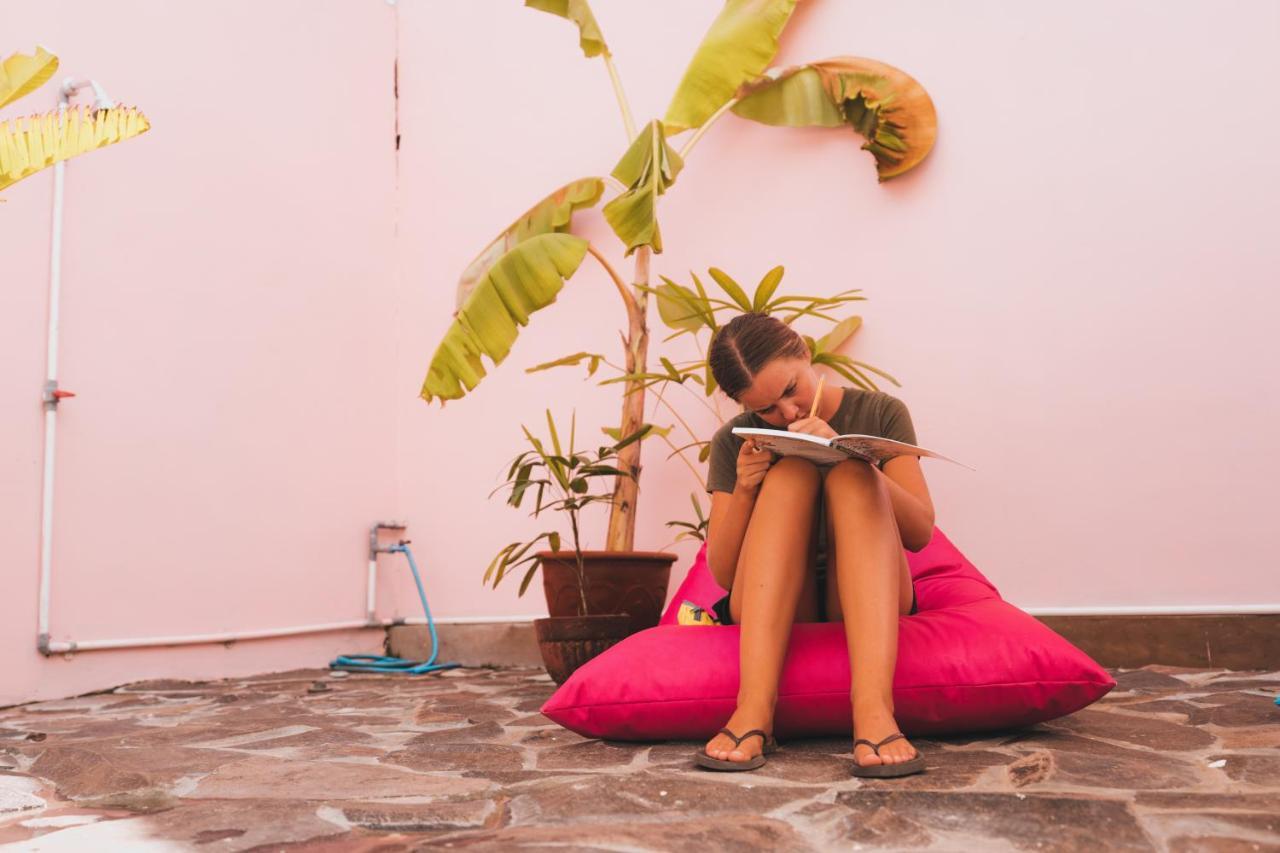 Mong Bungalows Kuta  Εξωτερικό φωτογραφία